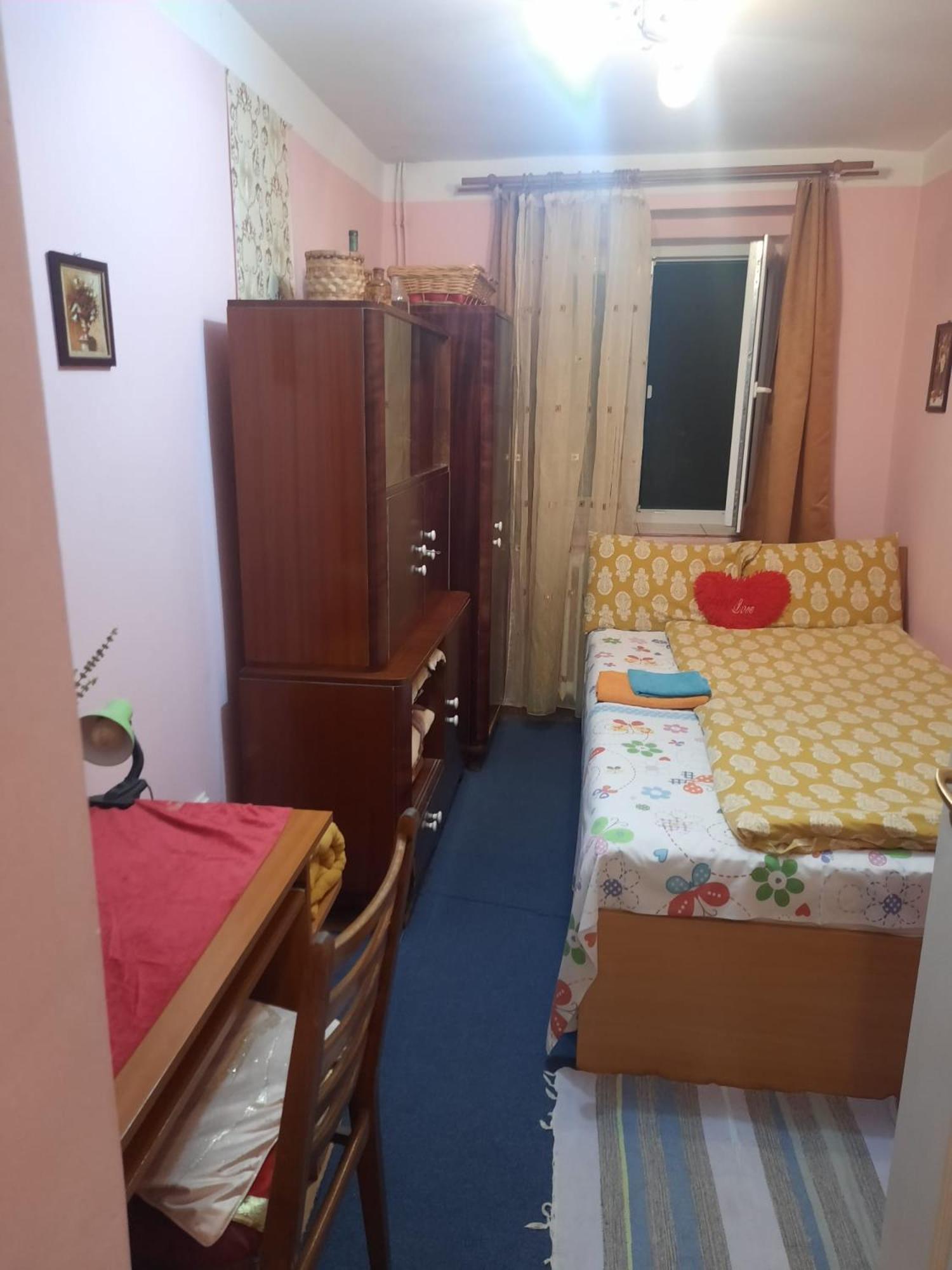 Apartament Cu Doua Camere Si Gradina Cluj-Napoca Exterior foto